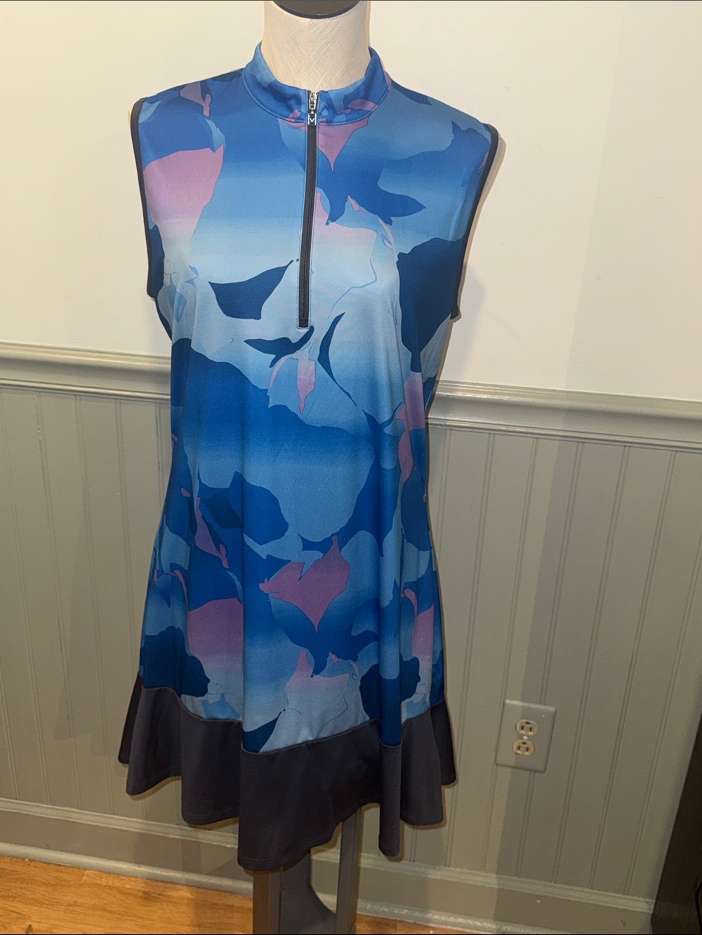 Callaway Opti-Dri Blue and Pink Sleeveless Zip-Front Golf Dress size Large